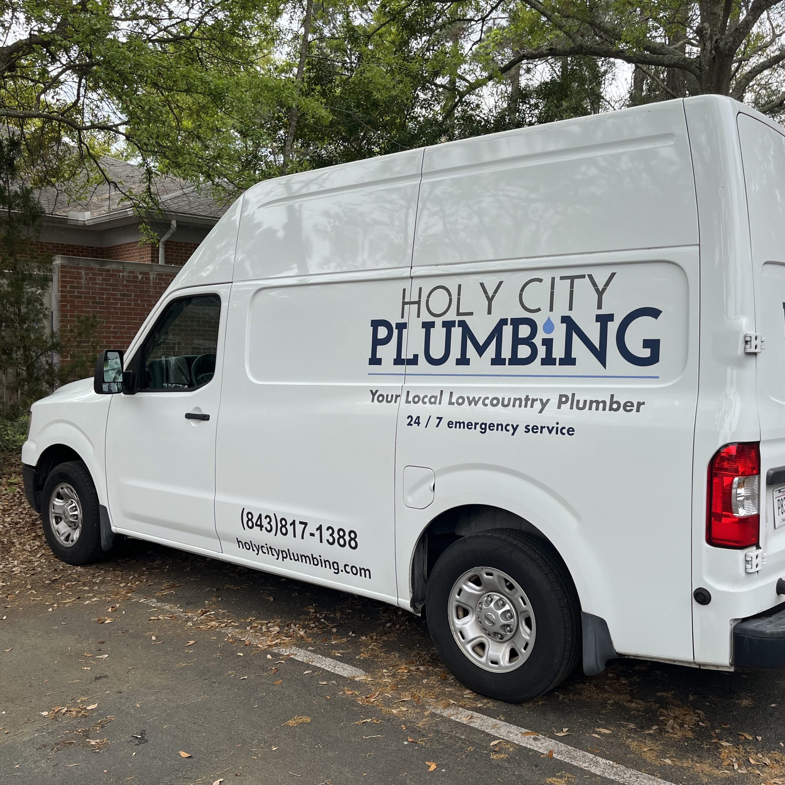 Image of a plumbing van